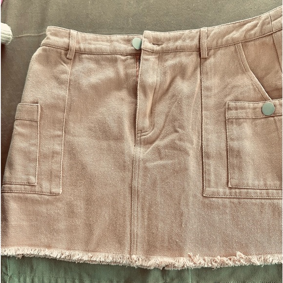 VERY J JUNIOR PINK DENIM SKIRT WITH FRIDGE BOTTOM DBL FRONT POCKET - Picture 10 of 12